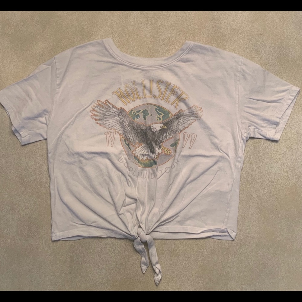 hollister // t-shirt // xs